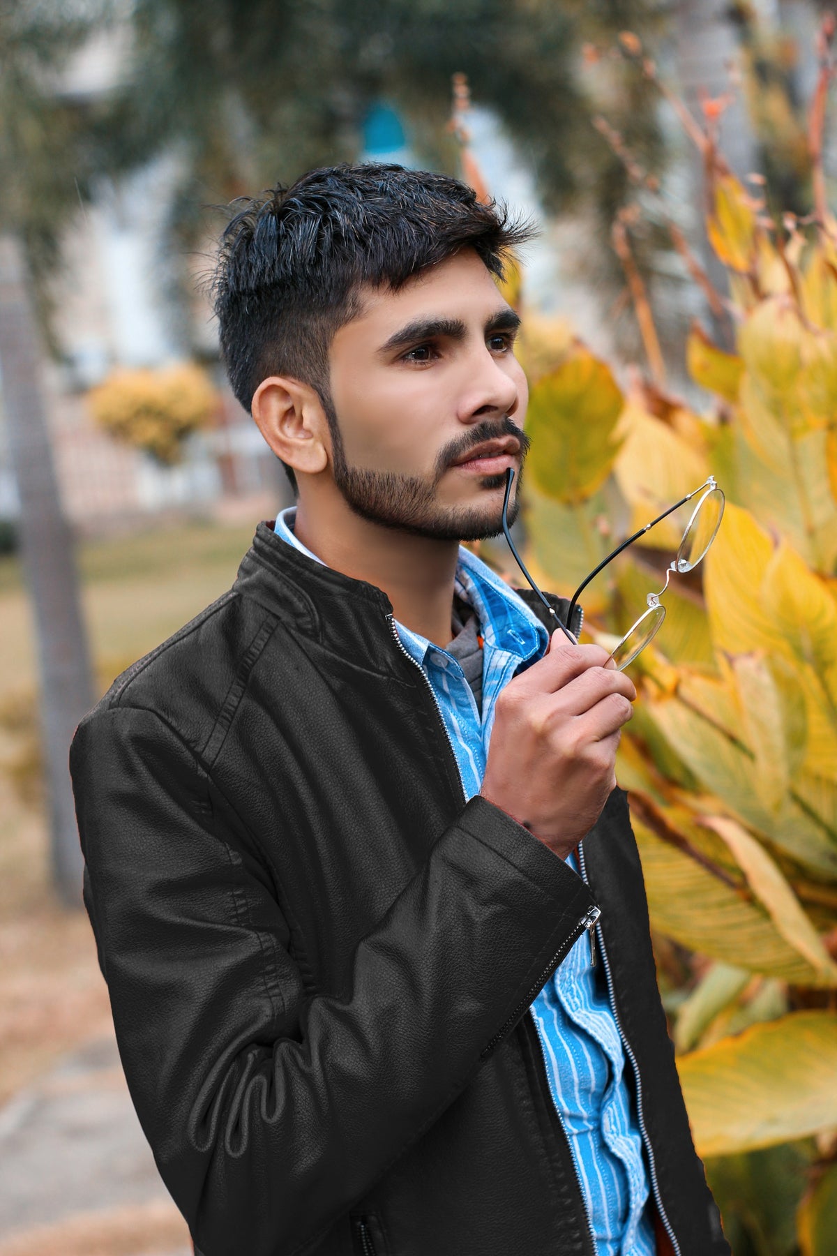 Kaala Bomber Jacket in Black