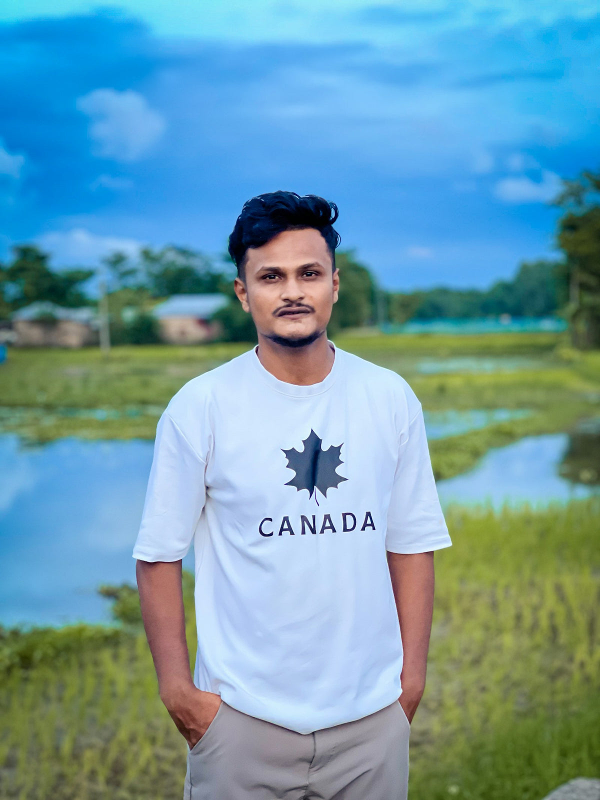 Pine Graphic Tee in White